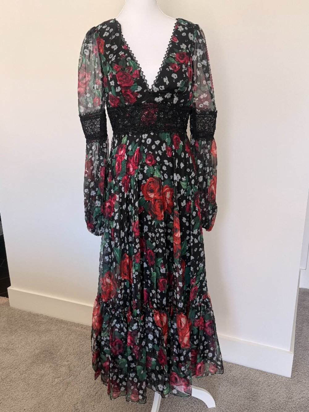 Mac Duggal Black Floral Lace Midi Dress NWT Size 4 Romantic Sheer Sleeve